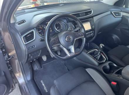 Nissan - Qashqai