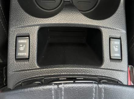 Nissan - Qashqai