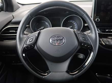 Toyota - C-HR