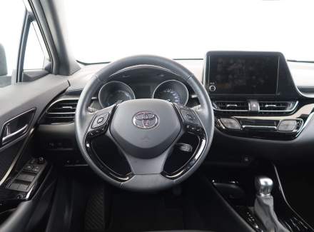 Toyota - C-HR