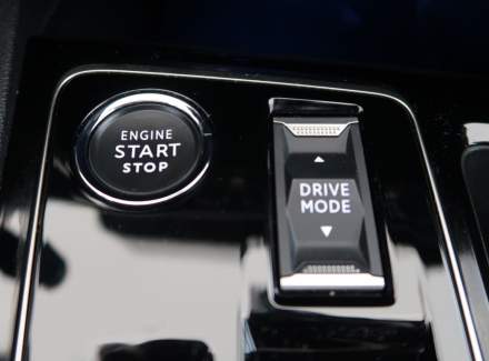 Peugeot - 3008
