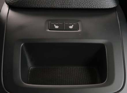 Volvo - V90
