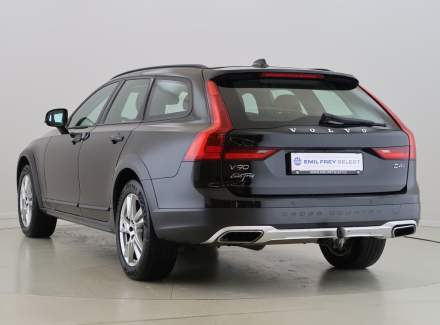 Volvo - V90
