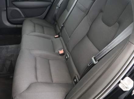 Volvo - V90