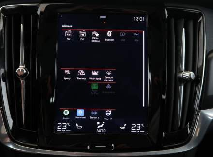 Volvo - V90