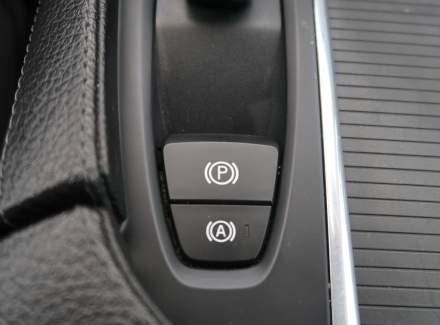 Volvo - V90
