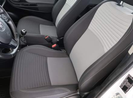 Toyota - Yaris