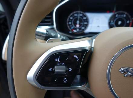 Jaguar - F-Pace