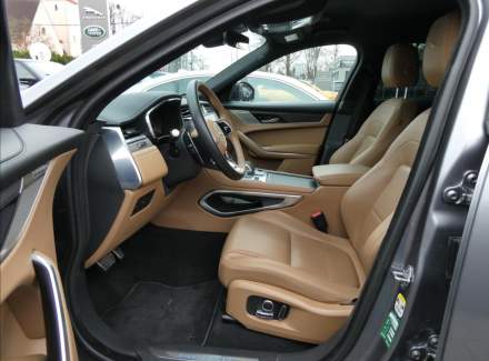 Jaguar - F-Pace