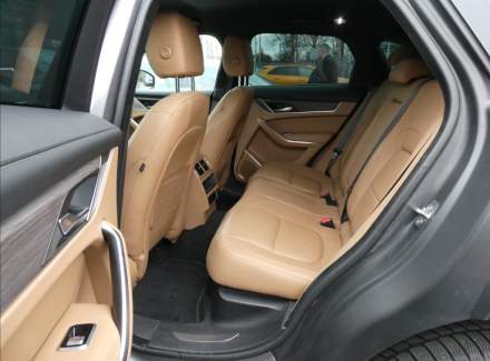 Jaguar - F-Pace