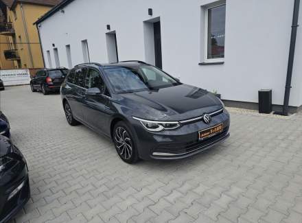 Volkswagen - Golf