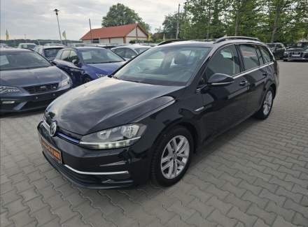 Volkswagen - Golf