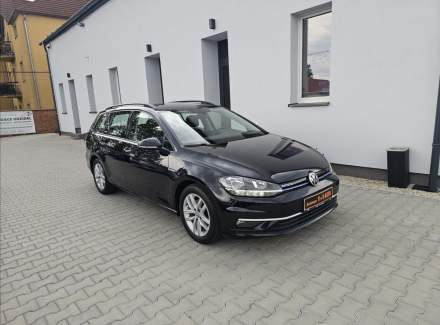 Volkswagen - Golf