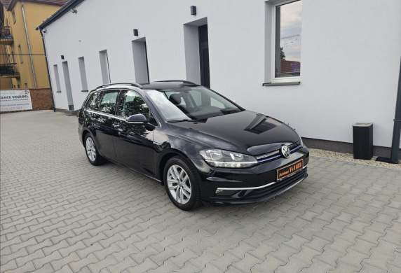 Volkswagen - Golf