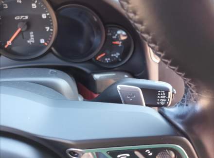 Porsche - 911