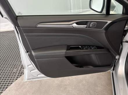 Ford - Mondeo