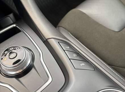 Ford - Mondeo