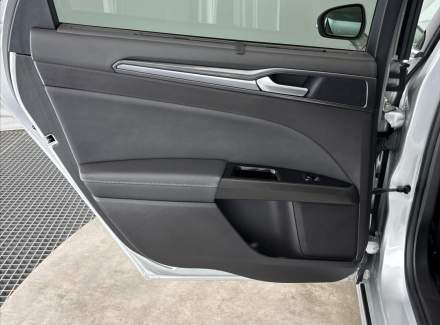 Ford - Mondeo
