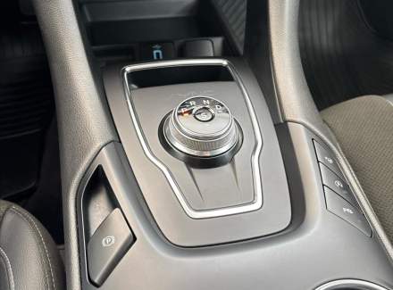 Ford - Mondeo