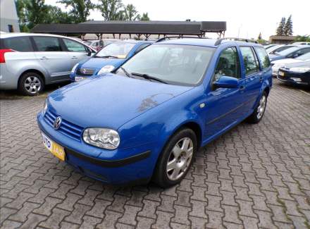Volkswagen - Golf