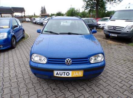 Volkswagen - Golf