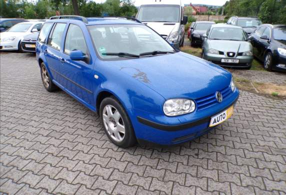 Volkswagen - Golf
