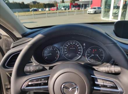 Mazda - CX-30
