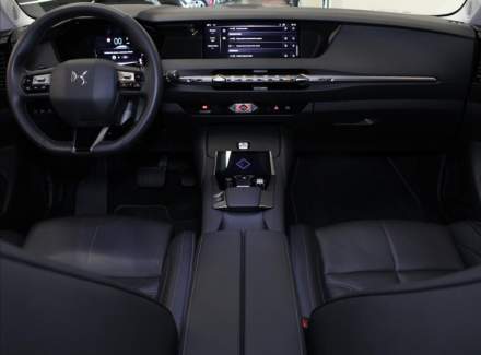 DS Automobiles - DS4