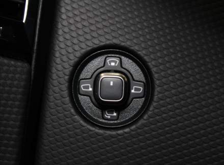 DS Automobiles - DS4