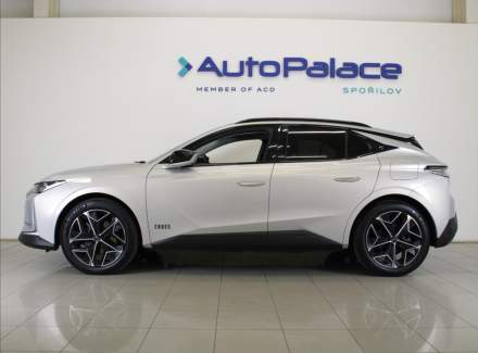 DS Automobiles - DS4