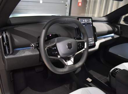Volvo - EX30