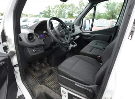 Mercedes-Benz - Sprinter