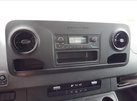 Mercedes-Benz - Sprinter