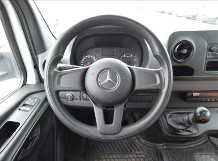 Mercedes-Benz - Sprinter
