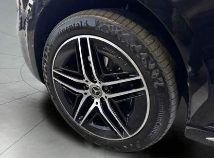 Mercedes-Benz - V-class