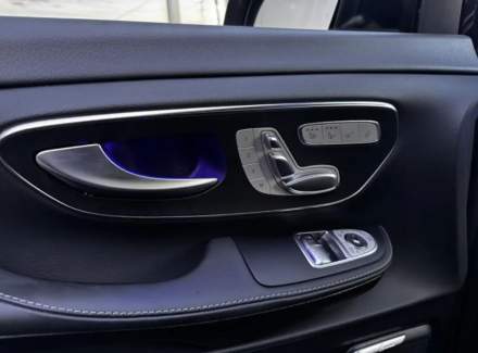 Mercedes-Benz - V-class