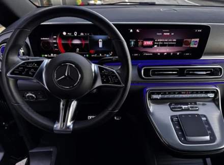 Mercedes-Benz - V-class