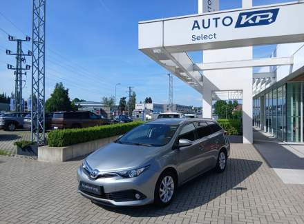 Toyota - Auris