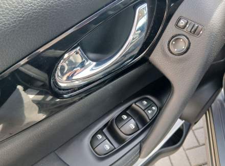 Nissan - Qashqai