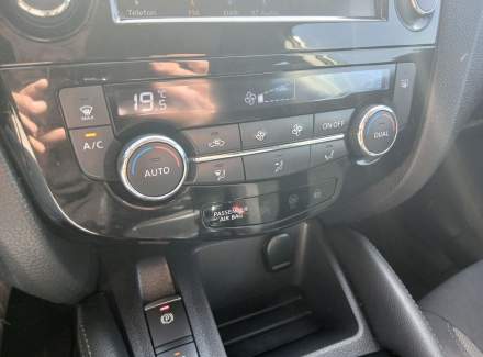 Nissan - Qashqai