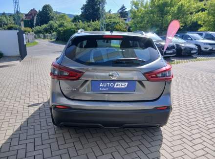 Nissan - Qashqai