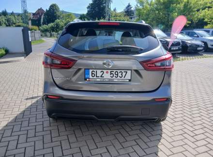 Nissan - Qashqai
