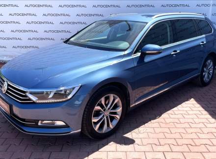 Volkswagen - Passat