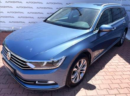 Volkswagen - Passat