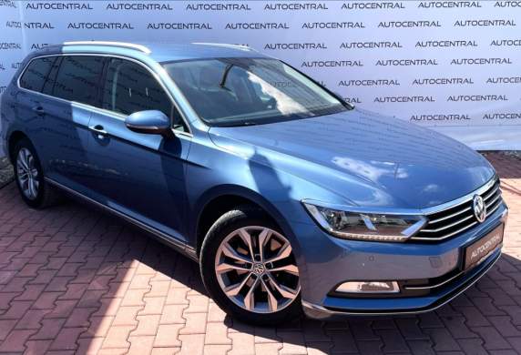 Volkswagen - Passat