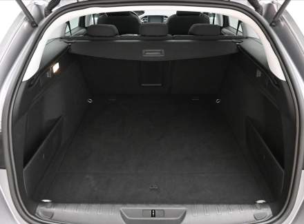 Peugeot - 308