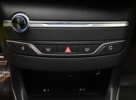 Peugeot - 308