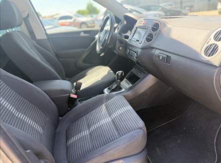 Volkswagen - Tiguan