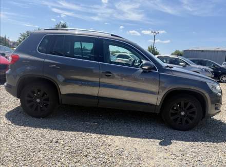 Volkswagen - Tiguan