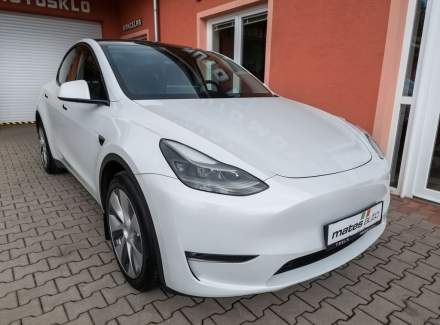 Tesla - Model Y